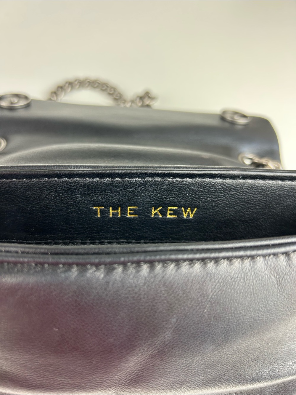 Kurt Geiger Black Leather Chain-Strap Handbag THE KEW - Picture 4 of 14